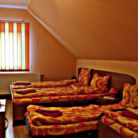 Bed and Breakfast Picnic Panzio Lunca de Sus Exterior foto