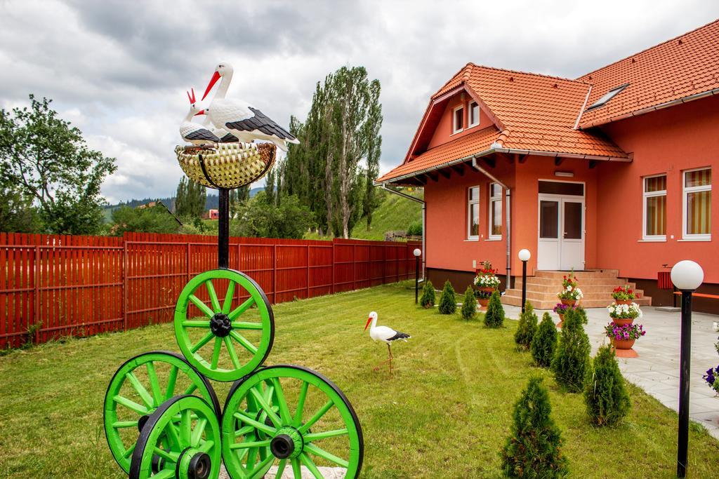 Bed and Breakfast Picnic Panzio Lunca de Sus Exterior foto