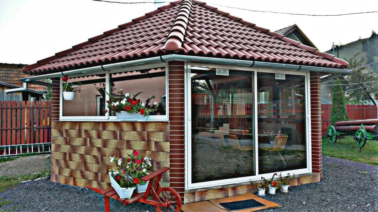 Bed and Breakfast Picnic Panzio Lunca de Sus Exterior foto